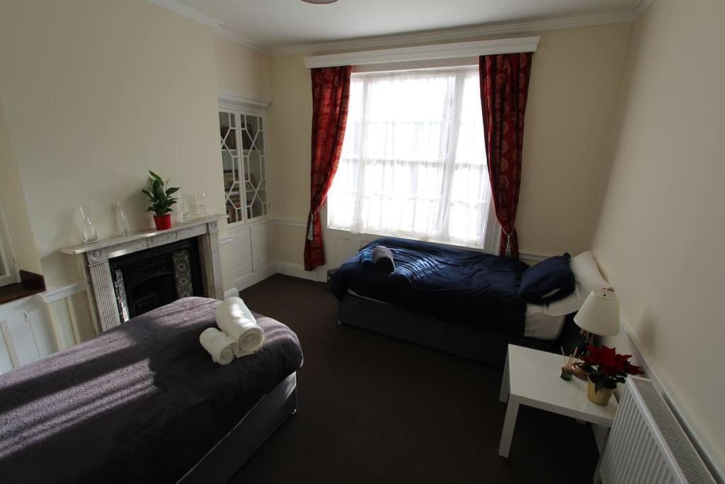 Perfect For Large Family & Friends, Free Parking, Games Villa Reading Dış mekan fotoğraf