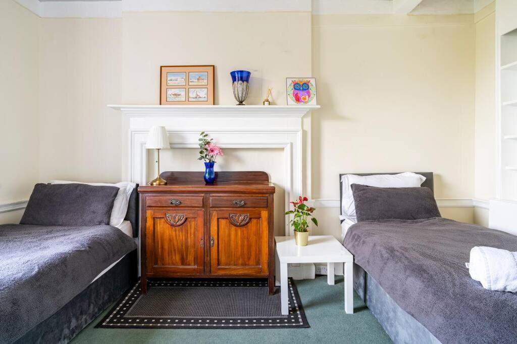 Perfect For Large Family & Friends, Free Parking, Games Villa Reading Dış mekan fotoğraf