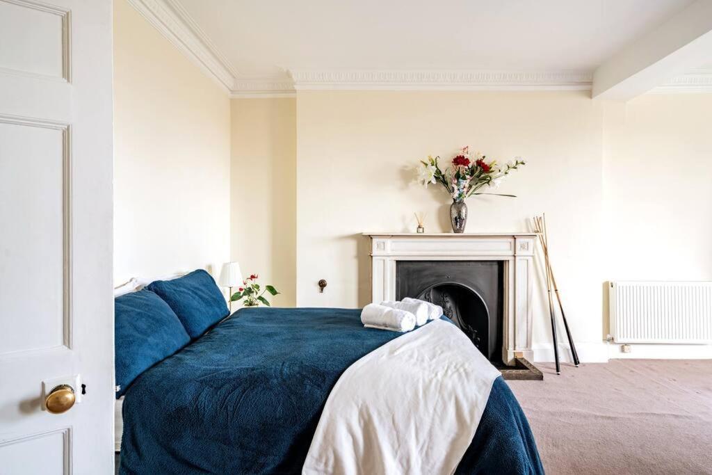 Perfect For Large Family & Friends, Free Parking, Games Villa Reading Dış mekan fotoğraf