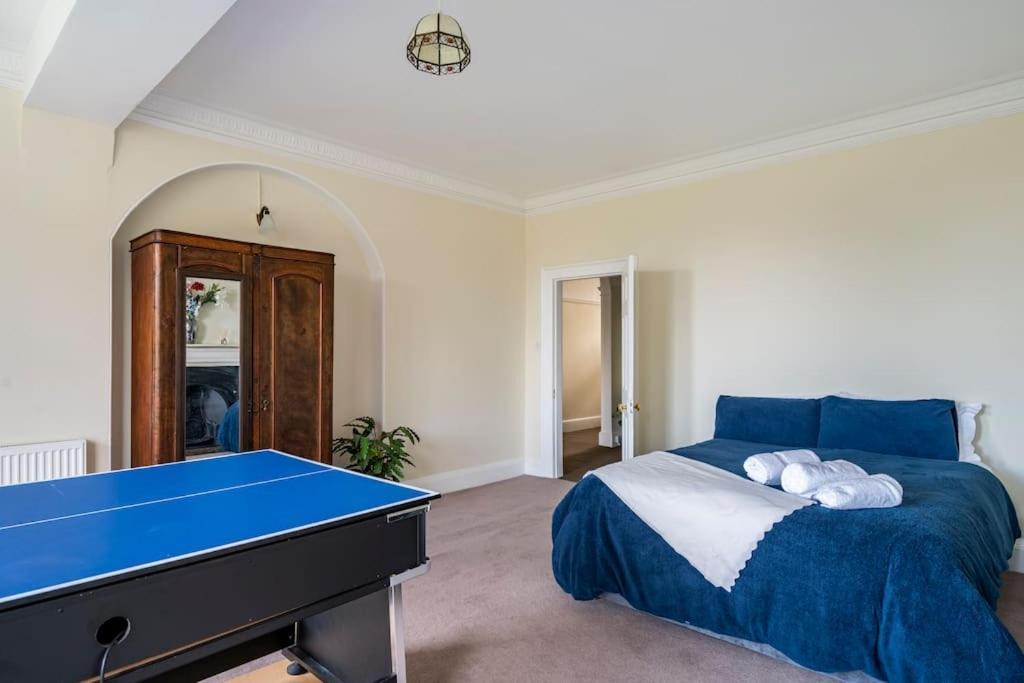Perfect For Large Family & Friends, Free Parking, Games Villa Reading Dış mekan fotoğraf